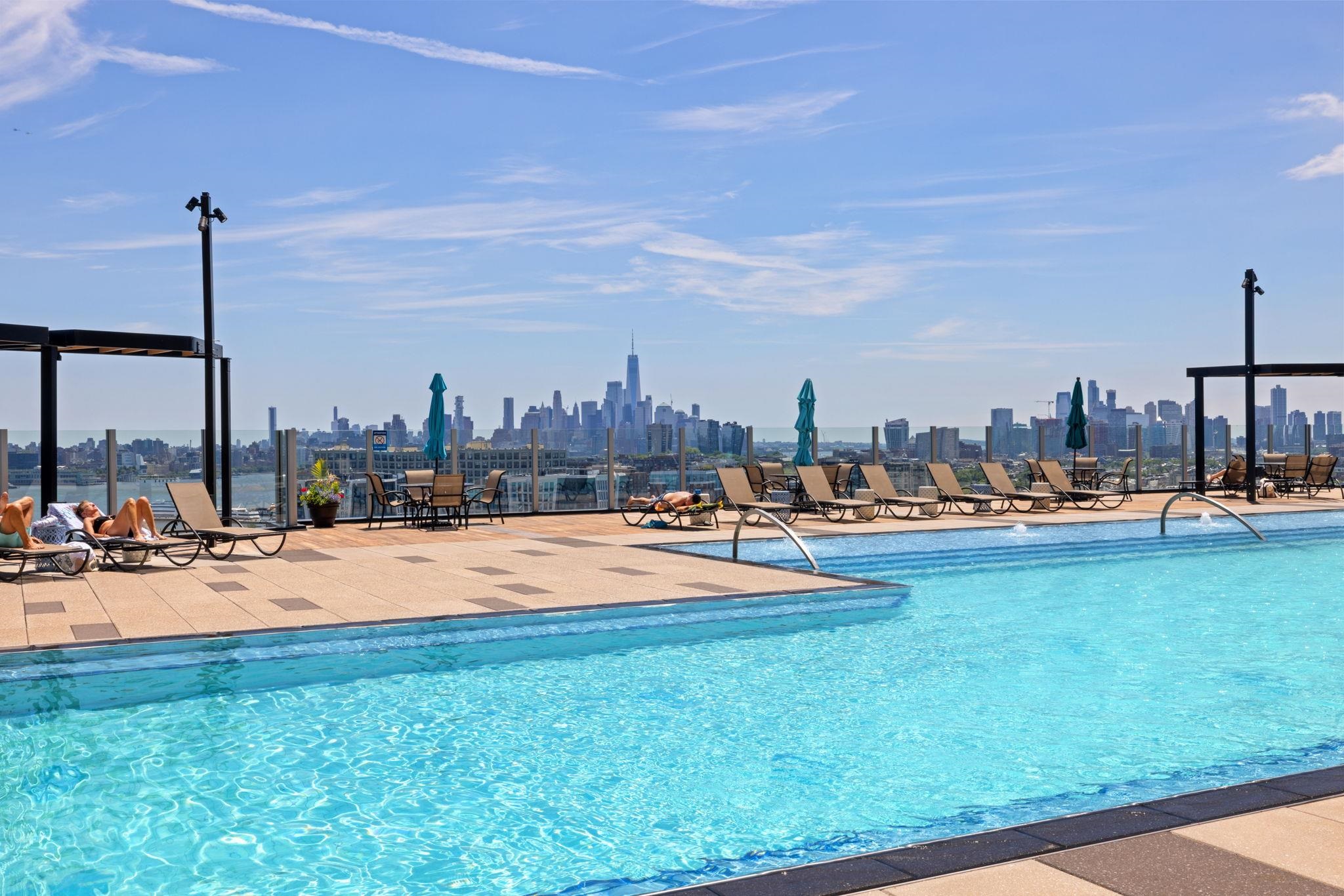 380 MOUNTAIN RD Unit: 2205