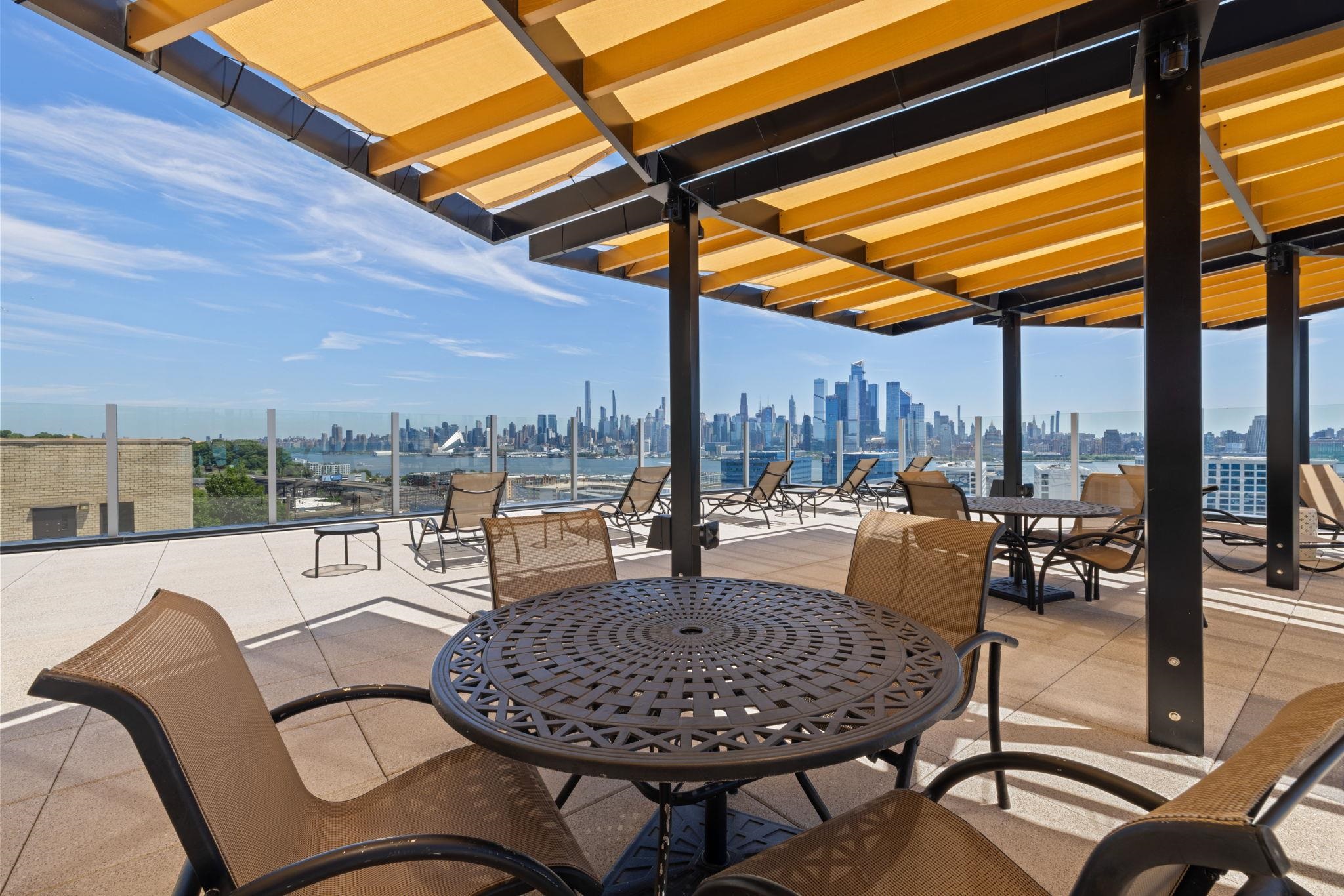 380 MOUNTAIN RD Unit: 2205