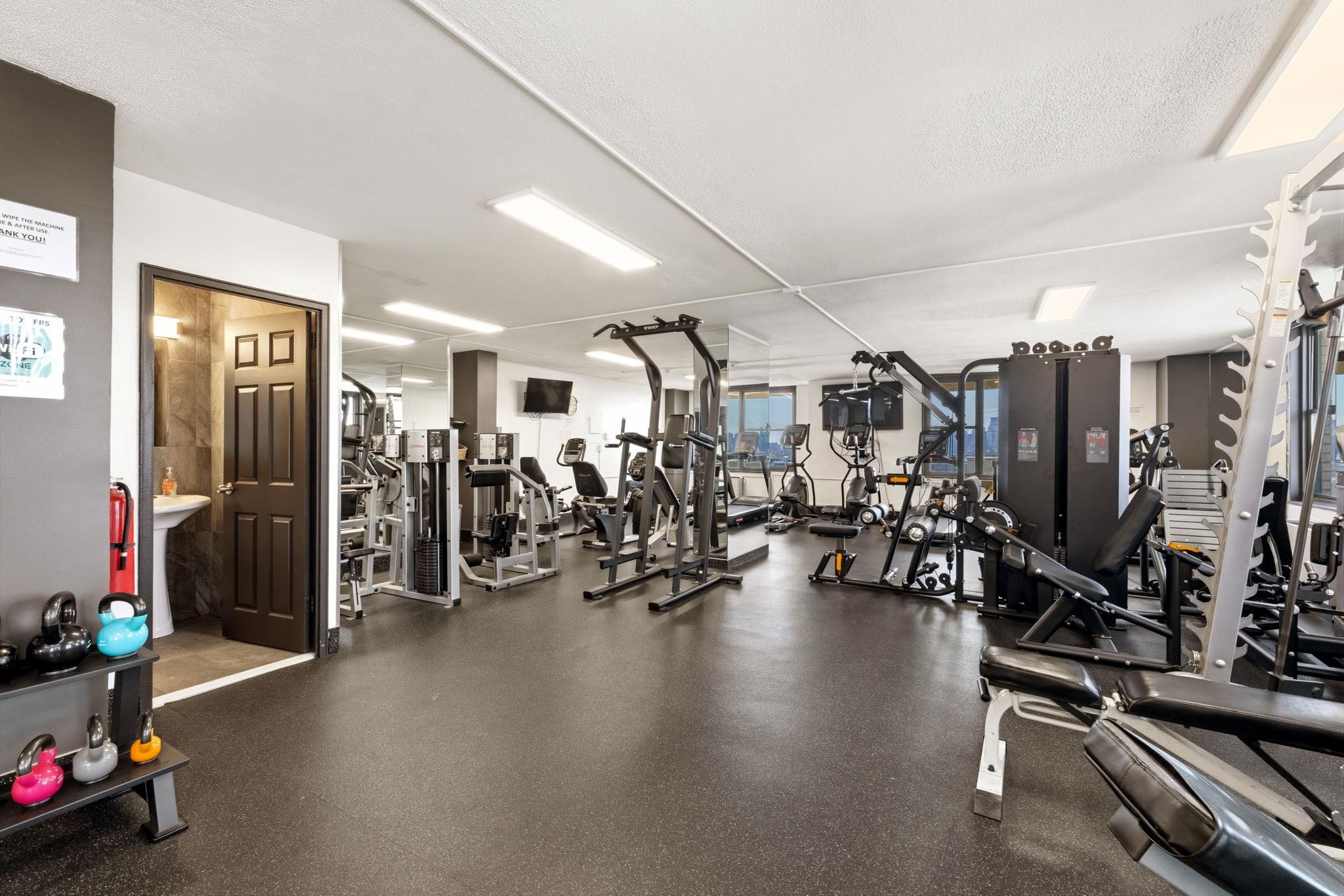 380 MOUNTAIN RD Unit: 2205